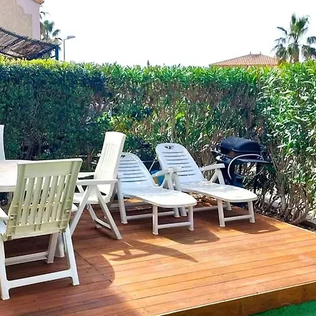 Maison Chaleureuse F3 Avec 3piscines Dans فيلة