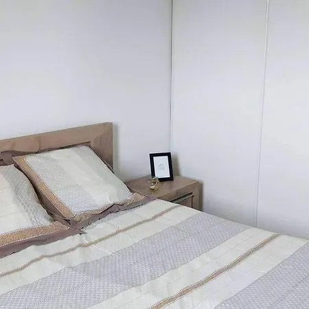فيلة Maison Chaleureuse F3 Avec 3piscines Dans